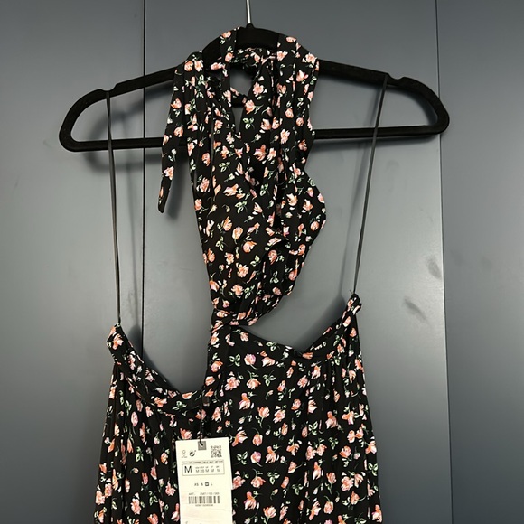 ZARA Cut Out Summer Dress. NWT Size M - Picture 5 of 8